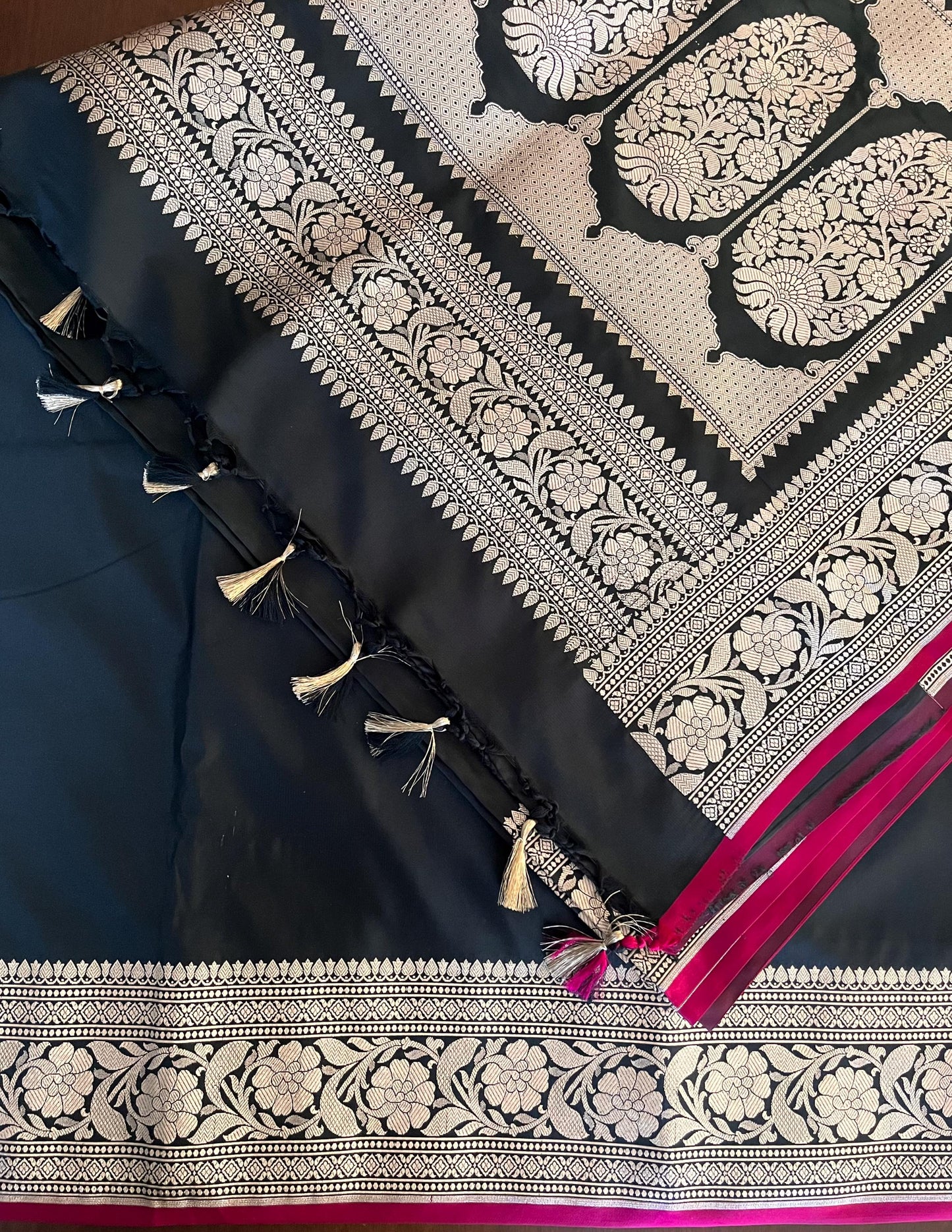 Beautiful Satin Banarasi Black with Magenta kinari saree | Light copper zari | Plain Body | Sattva Weaves Sari | Free Shipping USA